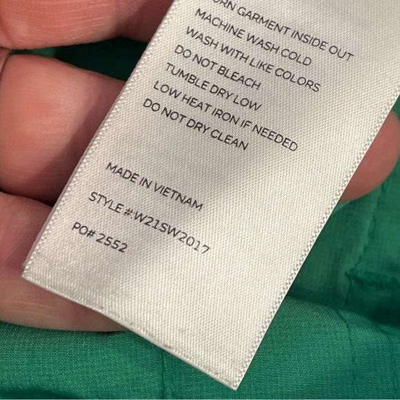 Figs Scrub Zamora Green Joggers with Pink Accents po# 2552 - Picture 4 of 11